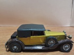 Lote com 1 miniatura colecionável em die cast modelo Packard Victória 1930 fabricada pela Matchbox,na escala 1/43.Se necessário solicitar mais fotos, vídeos ou perguntas para análise . Lembre-se de questionar sobre todas as dúvidas até o dia anterior ao dia do pregão ao vivo!Dúvidas devem ser enviadas via WhatsApp (24) 992260836 Grato