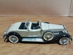 Lote com 1 miniatura colecionável em die cast modelo Duesenberg fabricada pela "Rio" Italy, na escala 1/43.Se necessário solicitar mais fotos, vídeos ou perguntas para análise . Lembre-se de questionar sobre todas as dúvidas até o dia anterior ao dia do pregão ao vivo!Dúvidas devem ser enviadas via WhatsApp (24) 992260836 Grato