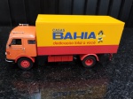 Lote composto por antigo caminhão Mercedes LP331, colecionável em Die Cast "Casas Bahia" na escala de 1/43, fabricado pela IXO, item da coleção Caminhóes Brasileiros de outro tempos!!Se necessário solicitar mais fotos, vídeos ou perguntas para análise . Lembre-se de questionar sobre todas as dúvidas até o dia anterior ao dia do pregão ao vivo!Dúvidas devem ser enviadas via WhatsApp (24) 992260836 Grato