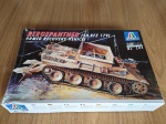 Kit de Plastimodelismo Bergepanther (SD.KFZ 179) fabricado pela ITALERI,completo,instrução e decais Por favor observem bem as fotos antes de dar o lance e qualquer dúvidas ou mais fotos por gentileza entrar em contato no número (24)992260836 telefone e whatsapp