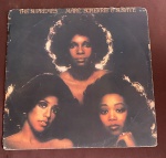 DISCO DE VINIL ,,SCHERRIE E SUSAYETHE SUPREMES MARY,CONSERVADO ,NAO NOS RESPONSBIZAMOS POR PEQUENO RISCO
