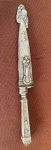 FACA GAUCHA MARCA CORNETA, COM BAINHA DE METAL DECORAÇAO EM RELVO, 17CM CONSERVADA