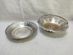 Lote de 2 fruteiras redondas em prata 90 vazada. Medindo o maior 26cm x 8cm de altura. Com desgaste.