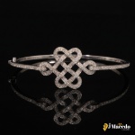 Pulseira HSTERN Ouro Branco 18k com diamantes Tamanho  19cm Peso14,5g  Acompanha o certificado JMACE