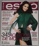 Revista InStyle Estilo de Vida  Novembro de 2011 (Edição nº 110)  Capa Katie HolmesEsta edição da revista InStyle Estilo de Vida é um item de colecionador que traz a estrela de Hollywood Katie Holmes na capa, sendo ideal para fãs da atriz e entusiastas da moda da década de 2010.