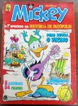 Revista Mickey Nº 359 - História de Patópolis Vol. 1 (1982)Relíquia histórica lançada em agosto de 1982, este exemplar é o marco inicial da épica série "A História de Patópolis". Apresentando o antepassado do Peninha em uma temática nórdica, é uma peça fundamental para colecionadores que buscam completar esta saga clássica.