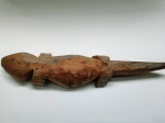 José Bezerra, Jacaré, escultura de madeira, 40cm de comprimento e 8cm de largura