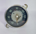 Antigo Velocímetro de Fusca 1200 - 120 KM - Ano 1960 - HORASA - Ponteiro de acrílico - Medida: 15,5 cm x 12 cm de diâmetro x 10 cm. OBS: Não foi testado. Conforme fotos.