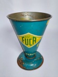 Colecionismo - Antigo e Raro - Medidor De Cozinha Marca FUCA - Industria Brasileira - Anos: 50 - Lata - Medida: 11 cm de diâmetro x 15 cm de altura cm.