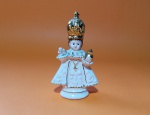 Belíssimo Menino Jesus de Praga, em porcelana com pintura a mão em ouro - Dimensão: 9 X 5,5 cm