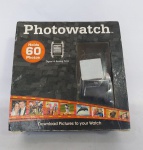 Lindo e Conservado Relógio   -   PHOTOWATCH   -   Capacidade de armazenar 60 Fotos   -  Exibição de hora digital e analógica  -  Caixa Original  -  Não acompanha o Carregador  - OBS: Apesar de bem conservado não foi testado. Vendido no estado sem garantia. de funcionamento. Conforme fotos.