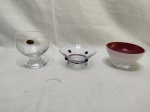 Lote de 3 cumbucas de sobremesa, petisqueira diversos em vidro. Medindo o maior 10cm x 10,5cm de altura.