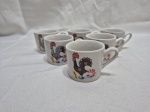 Jogo de 6 canecas em porcelana Santa Rosa com estampa galo de Barcelos. Medindo 5,5cm x 5cm de altura.