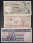 3 Cedulas do VIETNam !! MYANMAR valor de 100Kyatd !! material bem antigo !!