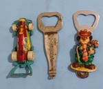 Colecionismo- 3 abridores de garrafas !! 1- com propaganda da CARACU !! + 1 carrinho de corrida !! e outro figura de Palhaço de circo