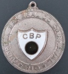 Medalha - Alusiva , comemorativa do Carnaval !! Quartel General do Carnaval do Rio de janeiro !! Linda figura de casal de fantasia !! acervo de colecionador !!