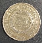Moeda - brasil - valor de 2000 reis ano de 1865 !! material prata !!  tipo patacão !! alto valor de mercado cerca de 260,00 reais  !! com patina de epoca , não foi limpa !! data escassa !!