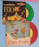Colecionismo- 2 Disco de cantigas e historias de criança !! modelo compactor ainda coloridos  !! O patinho Feio !! e A Cigarra e a Formiga !! Rotação 33 !! decada de 1960 !!