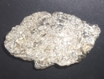 Colecionismo- PIRITA !! Pedra para atrair Fortuna !! tamanho de 8cm !! base 8x4 cm !! facil de apoiar na mesa , sem base  para apoio em mesa !! acervo de colecionador !!