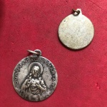2 Medalhas, ao mérito!! + Congreção Mariana!! Com imagem Sagrada Maria!!
