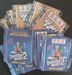 Colecionismo- 20 pacotes de figurinhas lacrados !!  sendo 10 pacotes de Cards Game inclusive metalizados !! de EA Sports !!! + 10 pacotes do filme Divertidamente 2 !! acervo de colecionador !! guardados para abrir anos depois !!