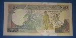 cedula /  flor de estampa  !!  Somalia !! 50 Shilin !! Linda figura com trajes tipicos !!! Dificil de aparecer   !! 