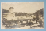 Cartofilia - Friburgo - R.J. !1 Praça XV de Novembro !! decada de 1950  !! ao fundo pode ver o trem passando !! acervo de colecionador !!