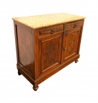 Móvel bar em madeira nobre com caixa reta , tampo em mármore , com duas gavetas sobre duas portas inferiores. Med. 113 x 54 x 100 cm