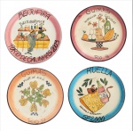 Colecionismo : Pratos da Boa Lembrança : Lote de quatro pratos . Med. 25,5 cm diam