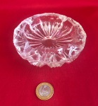 Cinzeiro feito de cristal de chumbo  estilo Europeu das décadas de 1960 e 1970 .