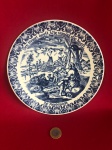 Prato de porcelana holandesa da famosa região de Delft  no estilo Delft Blue segundo  Jan Luyken , segundo prato da série das profissões antigas .