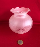 Cúpula para luminária feita de vidro vintage.