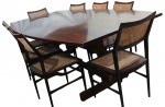 Móvel Design no estilo contemporâneo - Joaquim Tenreiro conjunto de mesa de jantar em jacarandá maciço dos Anos 60 , com oito cadeiras  com assento e encosto em palhinha. Medidas: Alt. 75 x 2.23 x 1.21 cm.