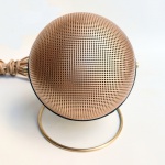 Som antigo: Icônica caixa de som Philips, em formato de orbe. Falantes originais, não testada, no mais em muito bom estado. Cerca de 18cm de diâmetro.