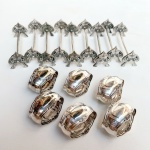 EBERLE - Nove descansos para talheres em metal espessurado à prata estilo Art Nouveau, acompanha seis porta guardanapos da mesma marca.