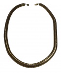 Bijuteria - Colar em metal dourado e prateado. Medindo:49, 5 cm.
