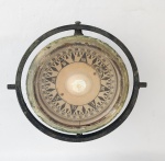 Antiga bússola nautica em metal. Osaka/ Japan, No estado. Medindo: 9,5 x 21 cm.