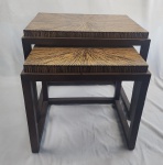 Mesa ninho em madeira laqueada. Medindo: 58 x 63 x 44 cm (maior)