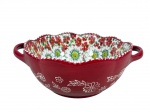 FAIANÇA, uma (1) saladeira confeccionada em porcelana oriental na tonalidade vermelha e branca, ricamente decorada por flores e folhagens em policromia e borda em perolados, medindo 9x25x21cm.