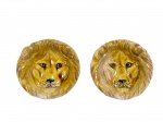 CERÂMICA ITALIANA, par (2) de bowls confeccionados em majólica italiana vitrificada representando faces de leões em policromia , sinais de craquele e 1 com acidez na pintura, verso marcado MADE IN ITALY, medindo 11,5cm.