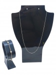 JOIAS, lote com duas (2) peças, confeccionadas em PRATA DE LEI, ambos contrastados, 925, sendo: A) 1 gargantilha com elo veneziano e fecho tipo boia, medindo 39cm e B) 1 pulseira com elo cadeado decorado por esferas e fecho tipo boia, 18,5cm de comprimento e peso total 3,2g.