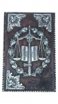 DIVERSOS, um (1) porta bloco, confeccionada em madeira escura, possivelmente jacarandá, guarnição em PRATA DE LEI cinzelado por balança, espada, livro aberto com inscrição LEX e guirlanda de louros, cantoneiras ornamentadas, bordas com acabamento em perolados com falhas, vide foto, ausência de 2 pés, medindo 18x12cm.