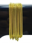 BIJUTERIAS, lote com nove (9) pulseiras confeccionados em metal dourado com elo dito RABO DE RATO,e fecho losbster, medindo 19,5cm.