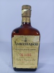 Antiga garrafa Ambassador De Luxe Scoth Whisky, whisky escocês já aberta