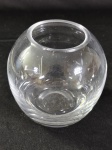 Vaso de cristais/ vidro redondo de aoroximadamente 10cm, utilizados como aquário ou para arranjos de flores.