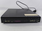 DVD Player da marca Britânia de 100V/220V, ao por na tomada o item liga porém não testamos suas funcionalidades
