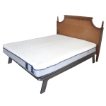 Cama Auping. 54 x 195 x 157 cm.