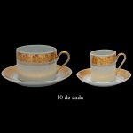 Conjunto constando de 20 xícaras com seus pires em porcelana nacional da manufatura Real. Fundo de superficie branca com friso dourado. Marca da manufatura no verso. Sendo: 10 xícaras p/ chá (6 x 8 cm / 13 cm) e 10 xícaras p / café (5 x 7 cm / 10 cm).