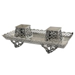 PRATA DE LEI - Tinteiro em prata de lei inglesa contrastado sem sua base da manufatura Buchar London medindo 19,5cm de lagura, 10cm de comprimento e 6cm de altura, pesando 295 gramas. 