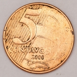 Numismática, Brasil. Moeda de 5 centavos ano 2000. Data vazada no reverso dentro do triângulo. Tiragem 28.416.000. Escassa. V.466. 
